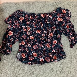 Off the shoulder Floral Blouse